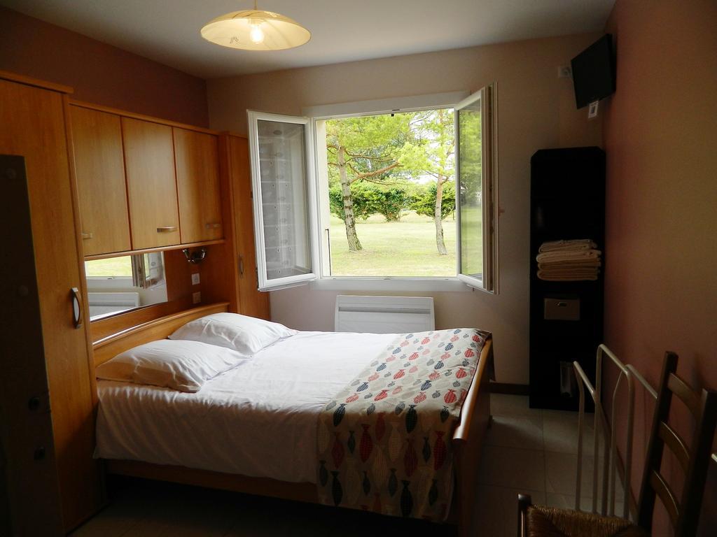 Chambre D'Hotes Les 3 Moulins Cozes Kültér fotó